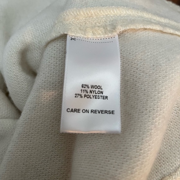 Billy Reid WOMENS size Small oversized Wool Blend Sweater. Made in USA - Picture 6 of 7
